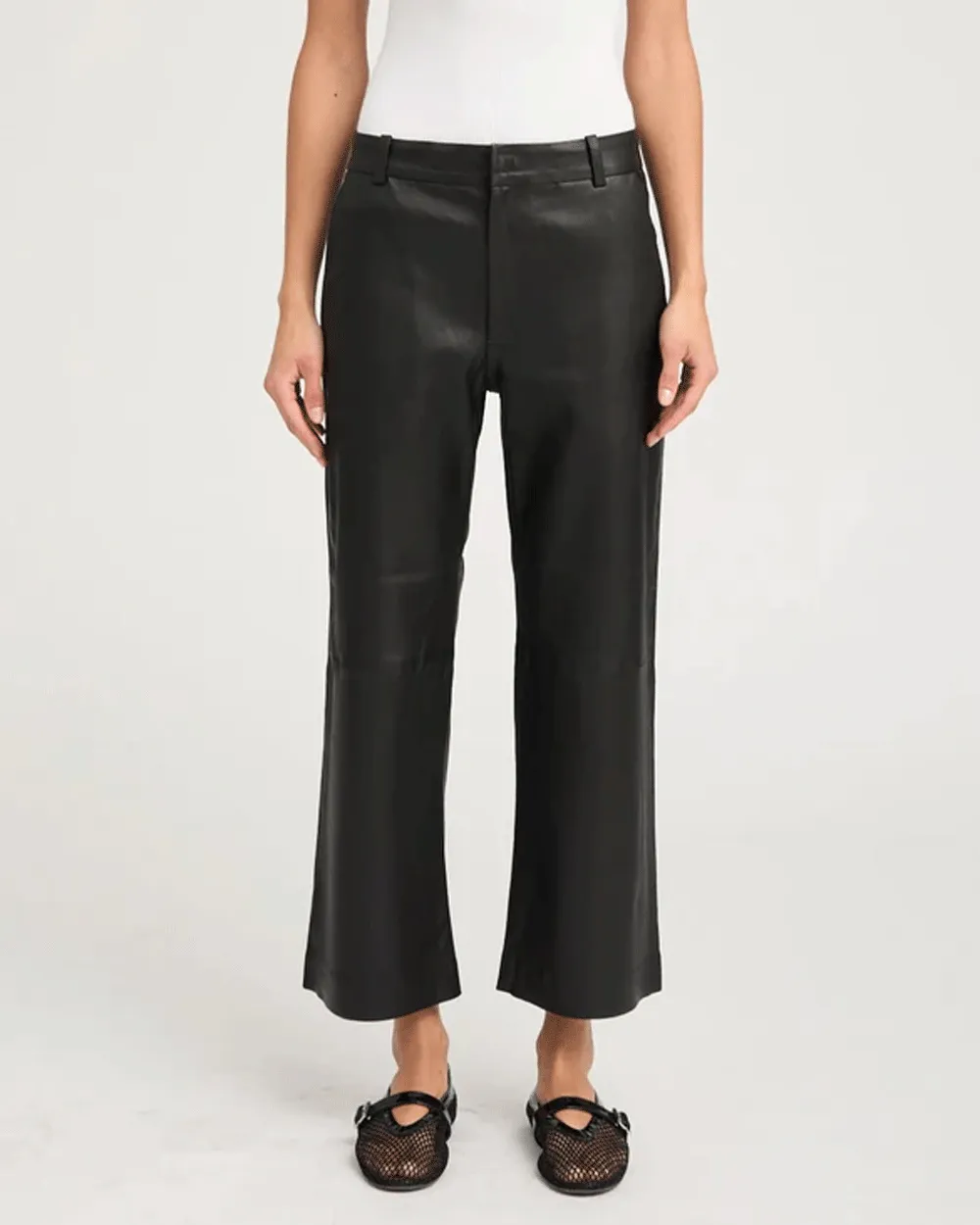 Cropped Baggy Lowrise Trousers in Black