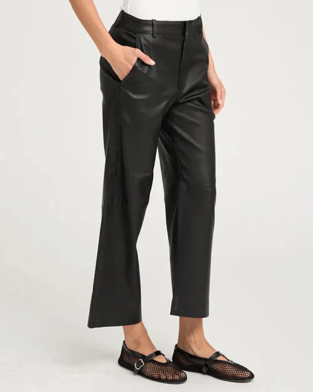 Cropped Baggy Lowrise Trousers in Black