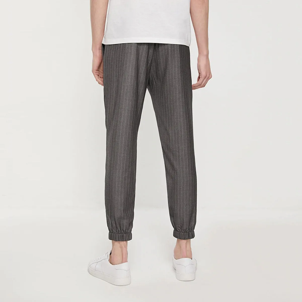 Vertical Grey Striped Cropped Pants