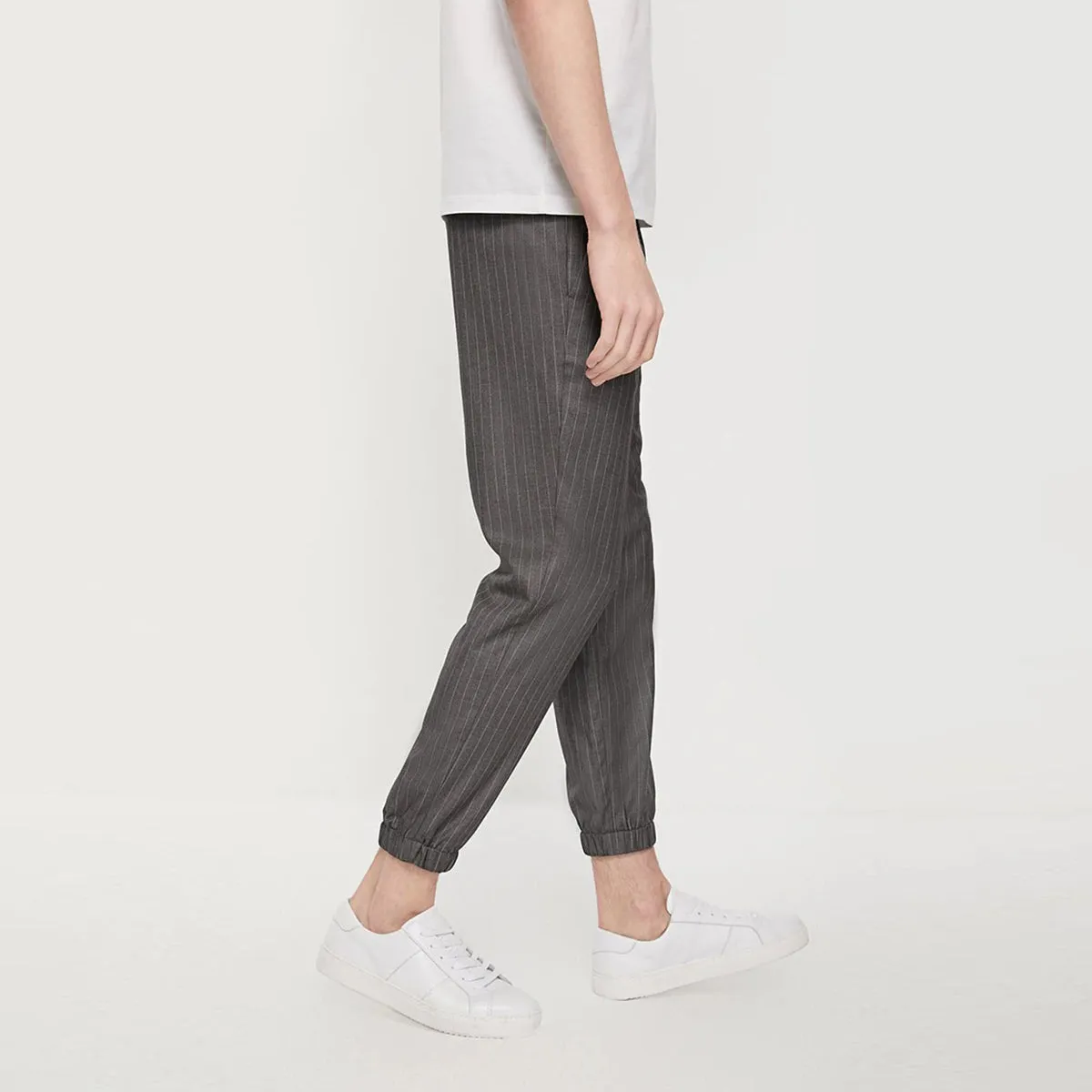 Vertical Grey Striped Cropped Pants